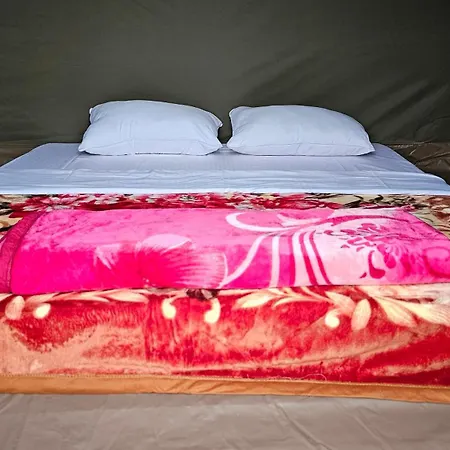 Twin Lakes Eco Lodge Campsite Rubirizi Extérieur photo